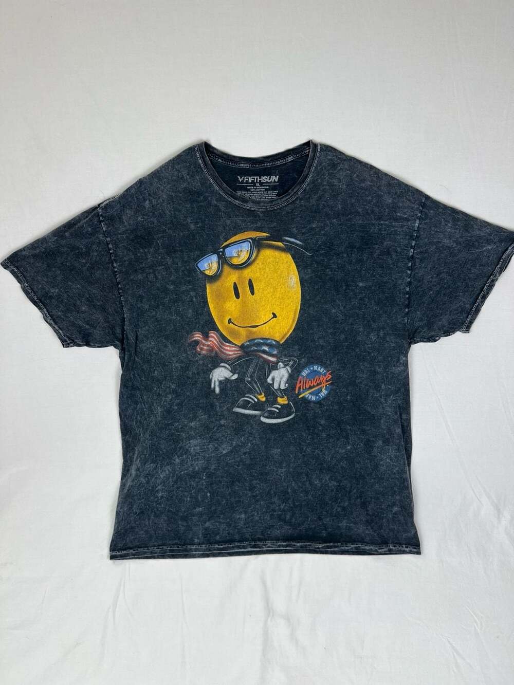 Fifth Sun Walmart Smiley Size XL Acid Wash T-Shirt